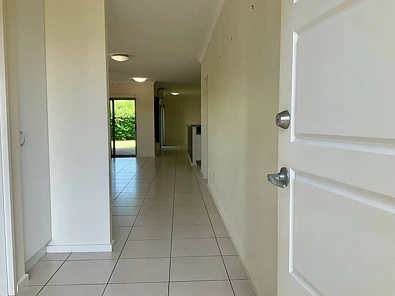 Address Withheld, Lyons, NT 810, 4 habitaciones, 2 baños, House