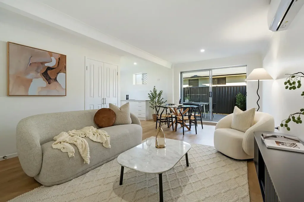Bray Park 4غرفة نوم Renovated Family Home with Space for Everyone ( potential multi generational living)
