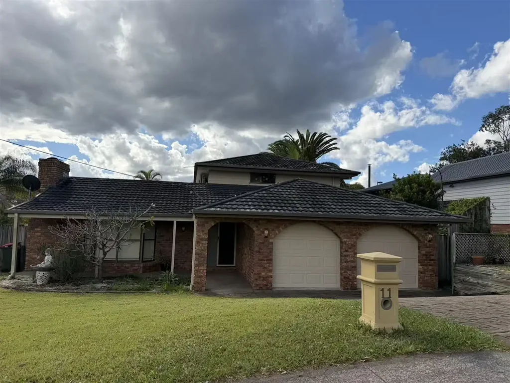 Daisy Hill 6Kwarto Resort-Style Family Estate with Brand-New Studio, Pool, Spa & Tennis Court - Walk to John Paul College!