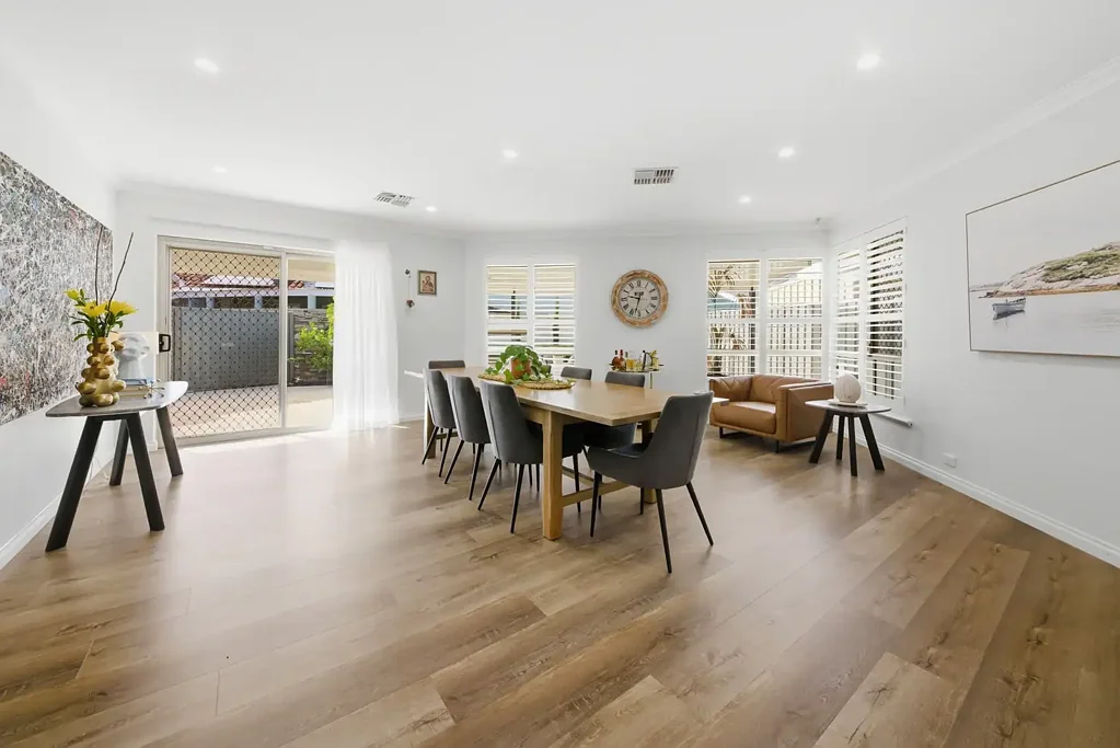 Dianella 4房  UNDER OFFER!! OUTSTANDING FAMILY HOME