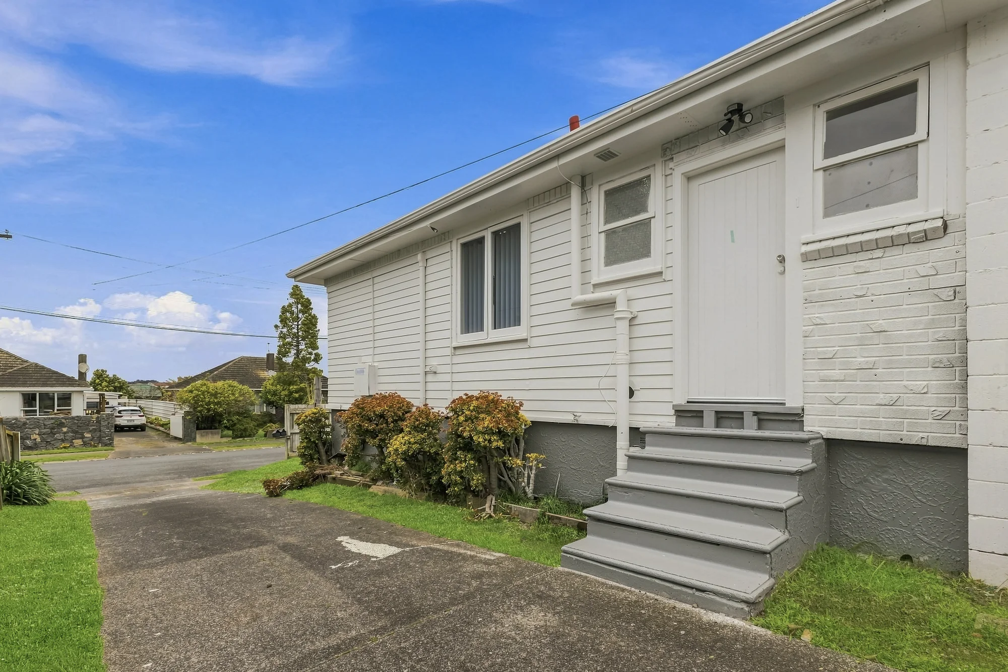 Mangere 2कमरा Amazing starter in Mangere East
