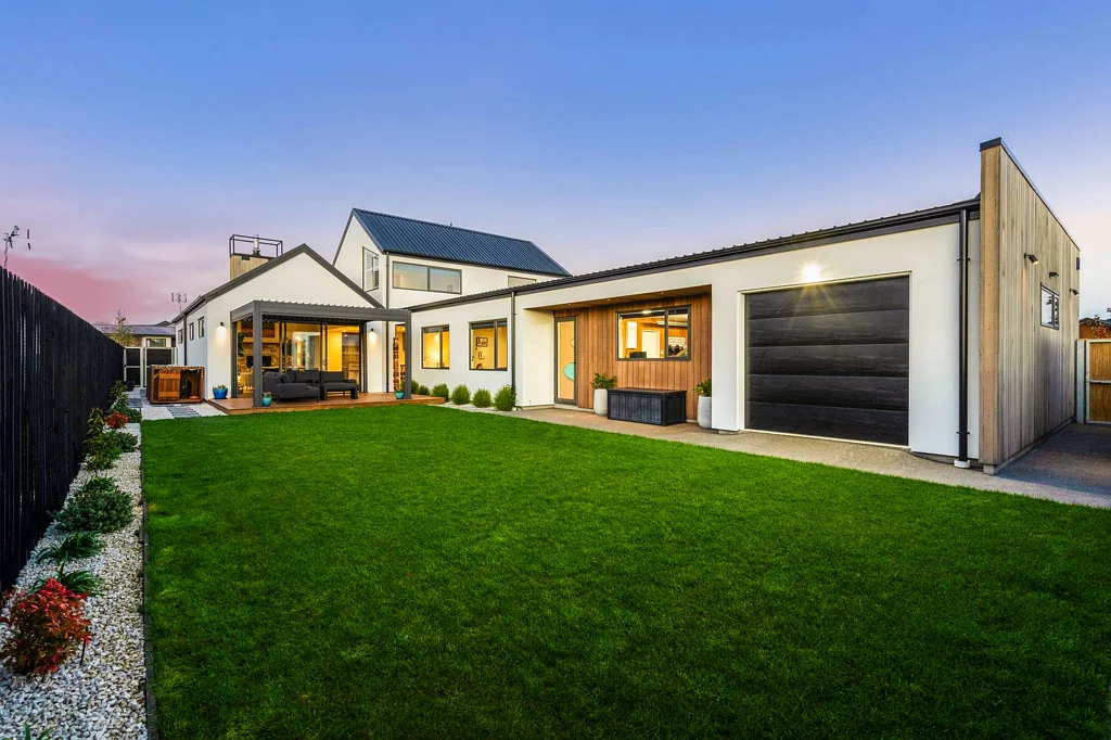 Lincoln 5部屋 True Luxury on Te Raki Drive!