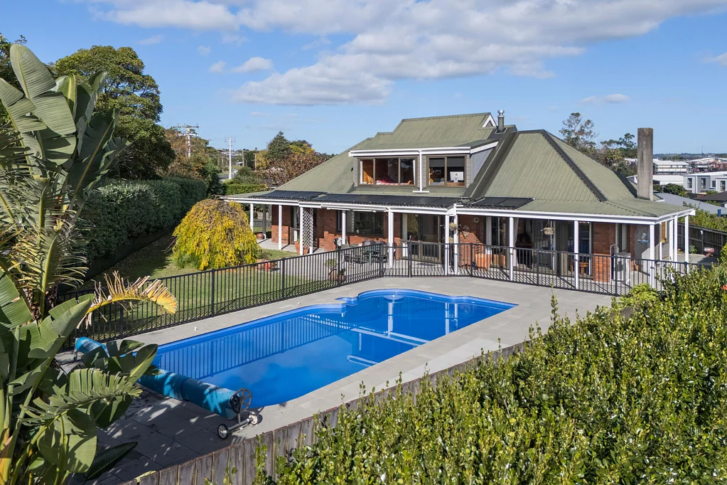 Omokoroa 5房  Spacious Coastal Living with Flexibility