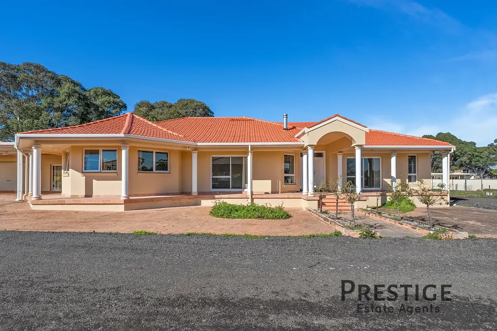 Contemporary Family Living on Spacious Acreage!