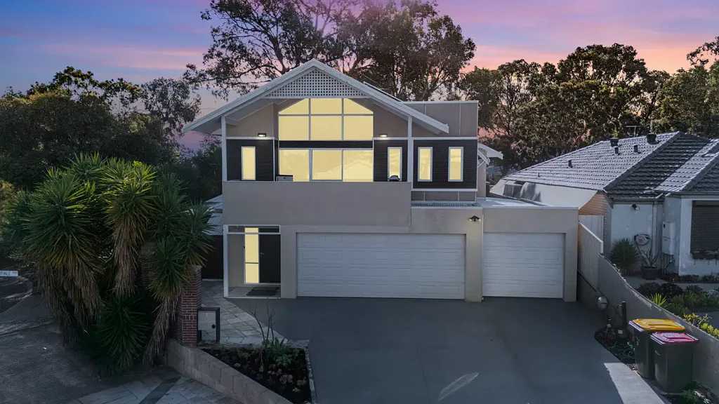 1 Fairvale Bend, Madeley, WA 6065