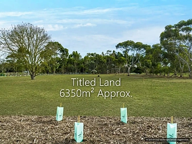 Bannockburn  EXPANSIVE LANDHOLDING, NORTH FACING YARD, MATURE TREES IN QUIET STREET - WITH
UPGRADED POWER