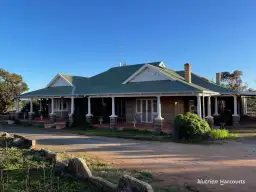 'Derdebin Homestead' DE PIERRES ROAD, Wyalkatchem