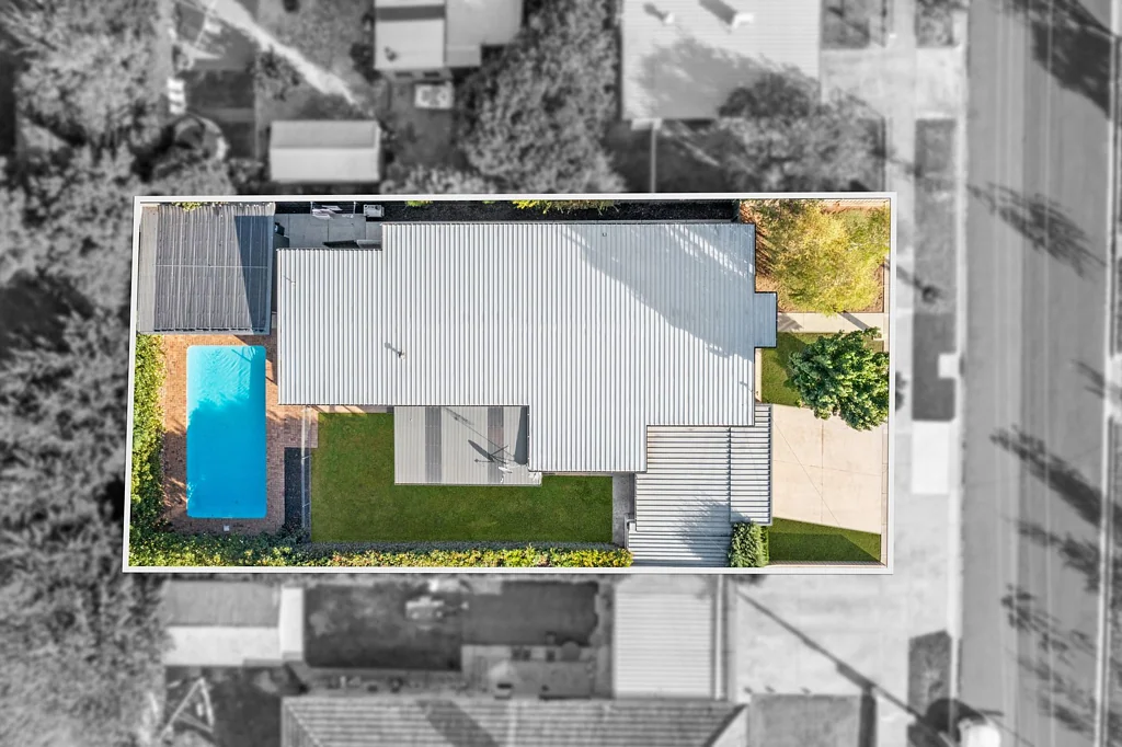 Strathdale 4房  Elegant Living in the Heart of Strathdale