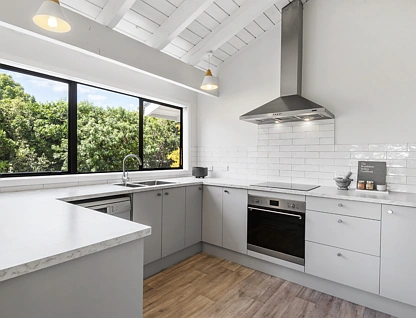 20B Hauraki Road, Hauraki, North Shore City, 4 ਕਮਰੇ, 2 ਬਾਥਰੂਮ, House