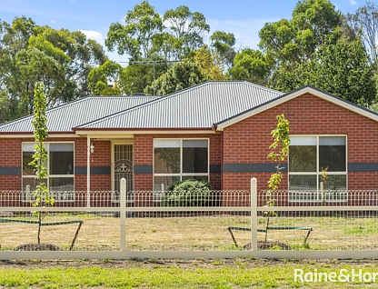 4/16 Morrow Road, Gisborne, VIC 3437, 3 slaapkamers, 2 badkamers, Unit