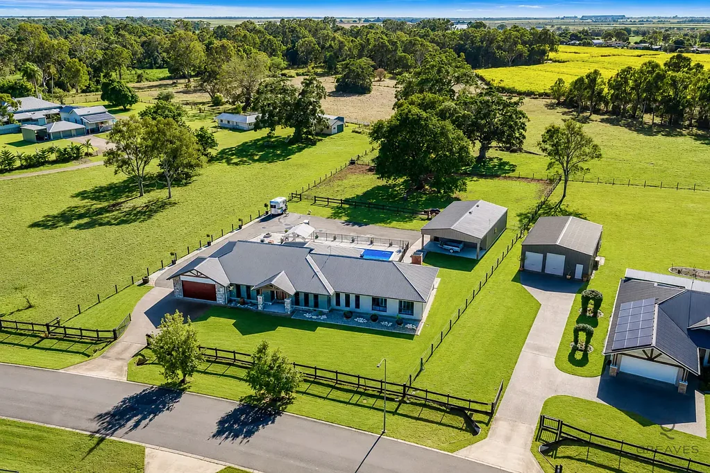 Gooburrum 4房  Resort Style Acreage Living in Exclusive Tantitha Rise Estate