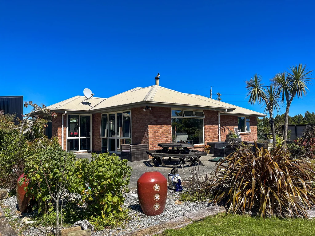 Marsden 3Zimmer Secluded lifestyle living with garaging galore