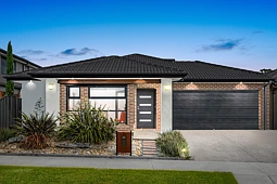 24 Burgess Street, Mernda