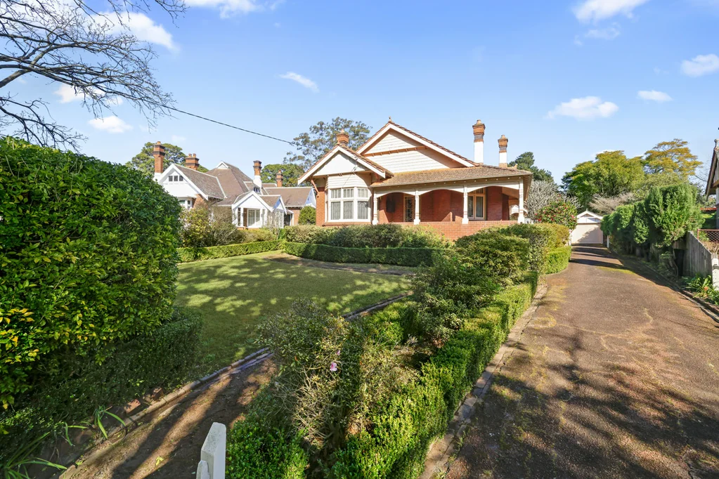 8 Appian Way, Burwood, NSW 2134