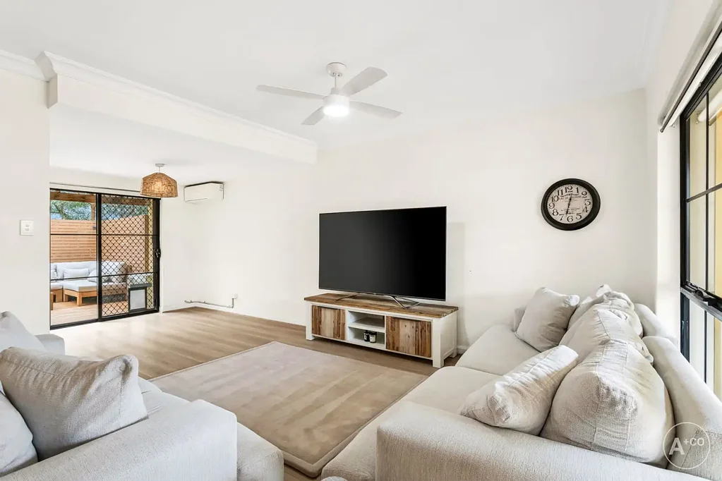 Botany 3房 现代联排别墅生活，拥有别墅般的空间和私密性 Contemporary Townhouse Living with House-Like Space & Privacy