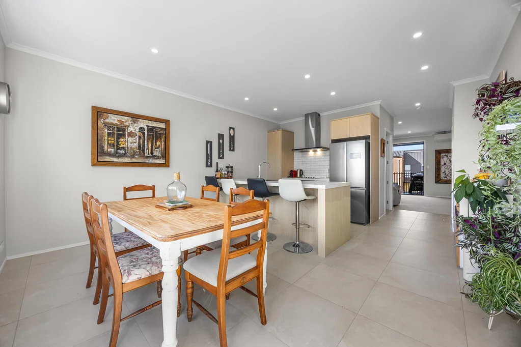 Hobsonville 3Phòng ngủ Style, Convenience and Location