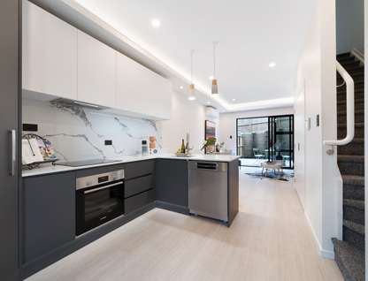 7,8,9,10/ 52 Newington Road, Henderson, Waitakere City, Auckland, 2房, 1浴, 城市屋