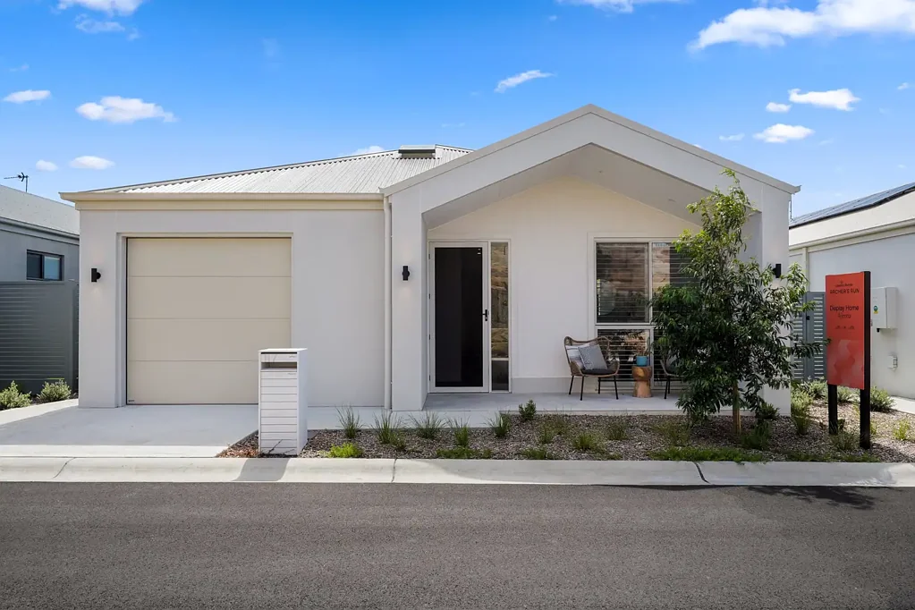 Morisset 3Kwarto Discover the Aurora – Where Style Meets Versatility
