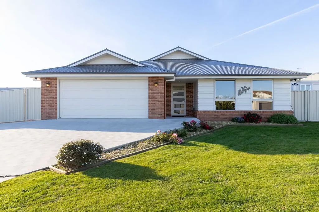 4 Sandwood Place, East Devonport, TAS 7310