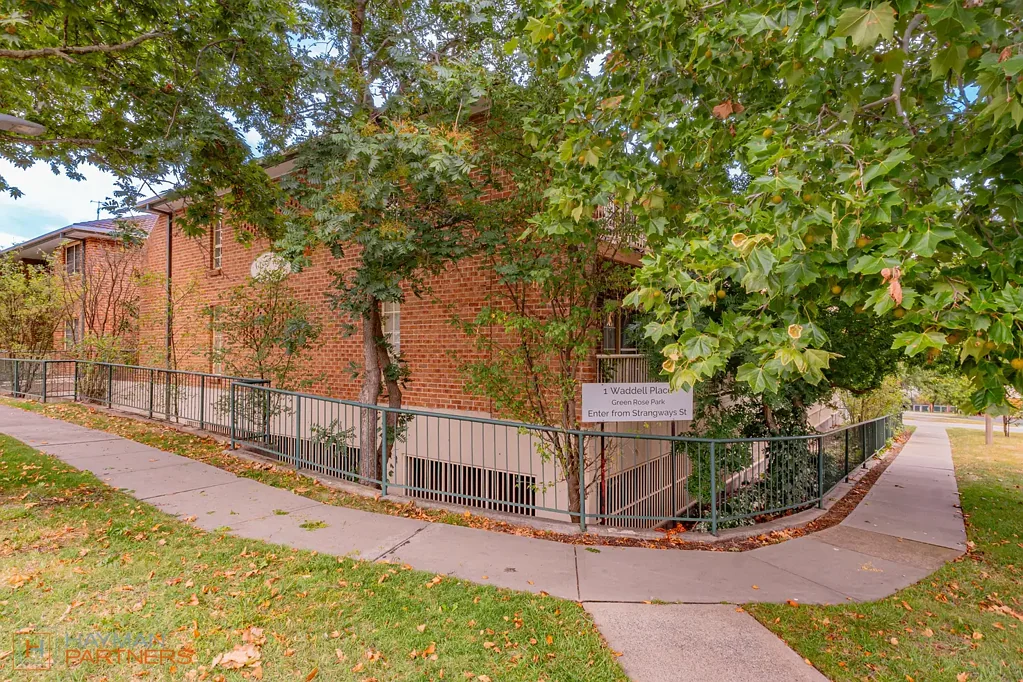 17/1 Waddell Place, Curtin, ACT 2605