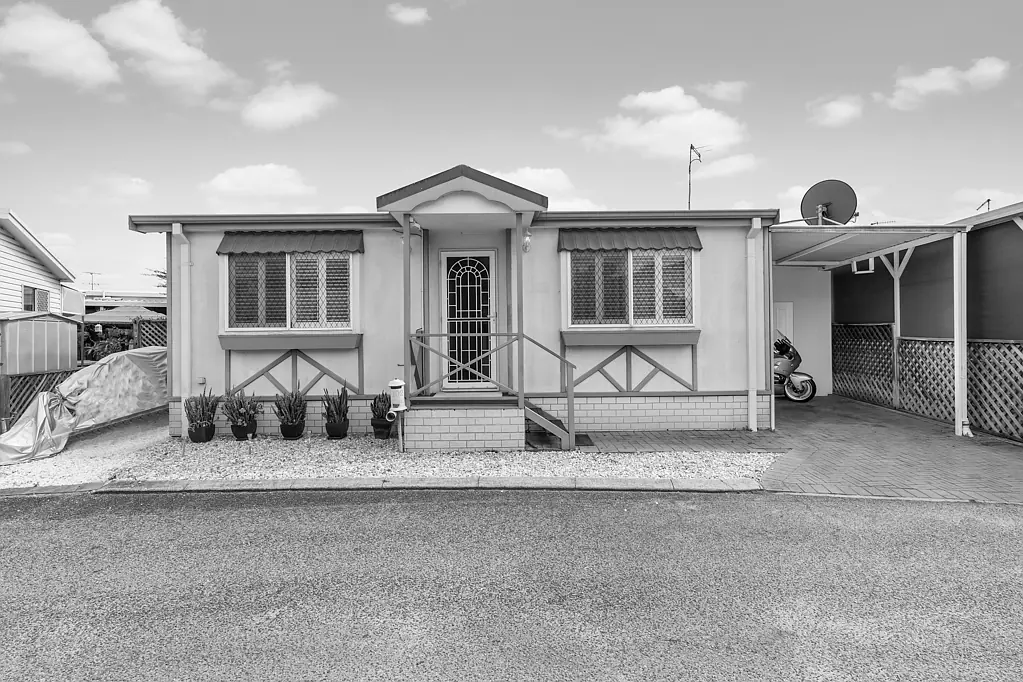 102/490 Pinjarra Road, Furnissdale, WA 6209