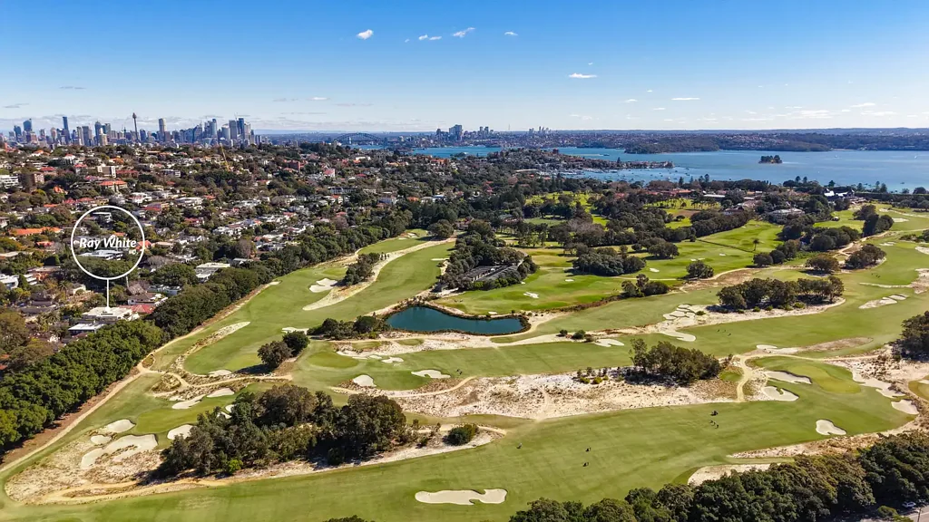 Bellevue Hill 3房 海滨瑰宝 236平米空间 Gaggenau厨房 树梢美景 步行商圈 渡轮近旁 Luxurious North East Facing Penthouse For An Inspired Bellevue Hill Lifestyle