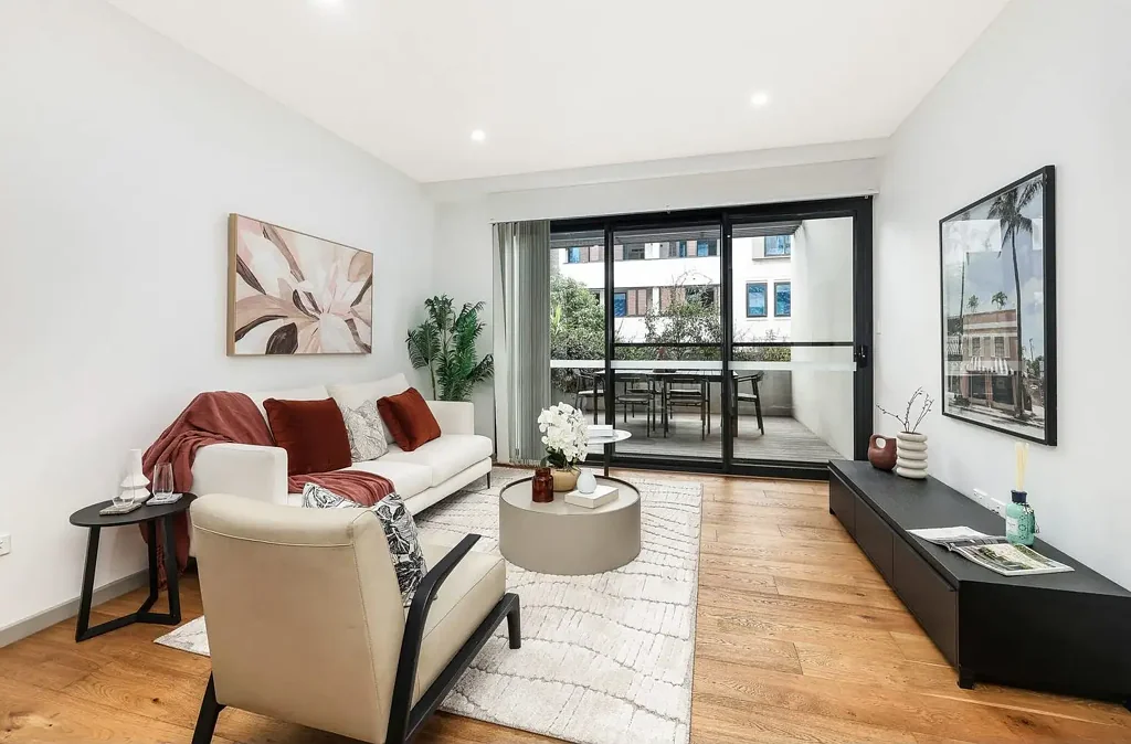 Grand Living in Prime Waterloo Location