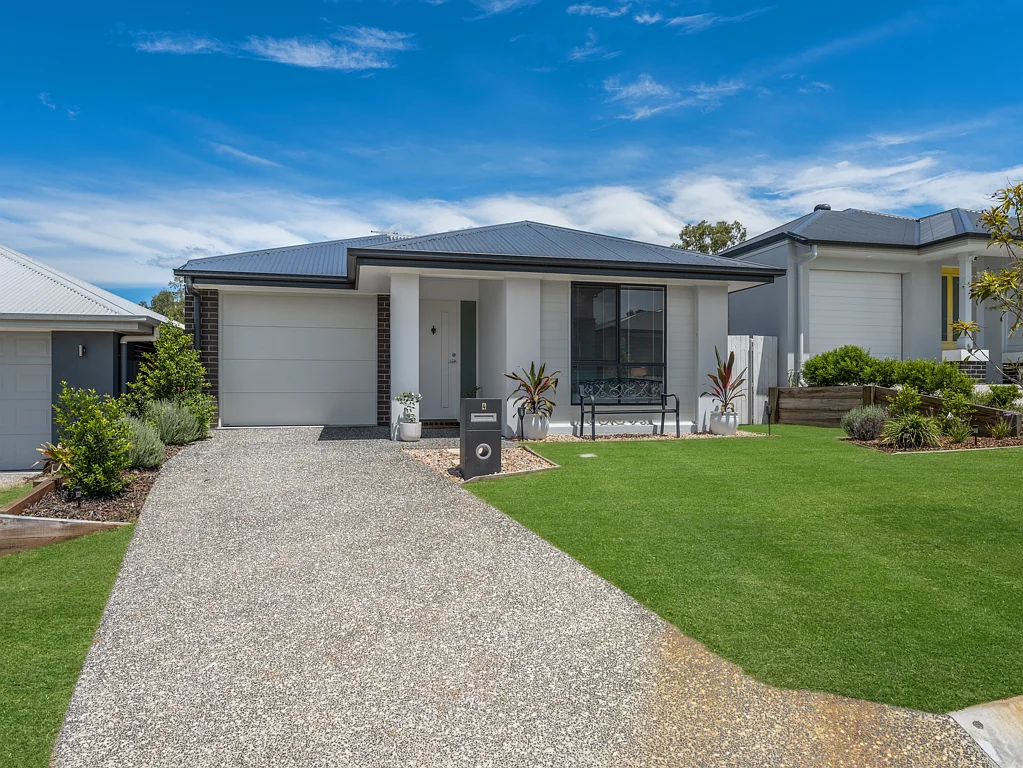 4 Resin Street, Ripley, QLD 4306