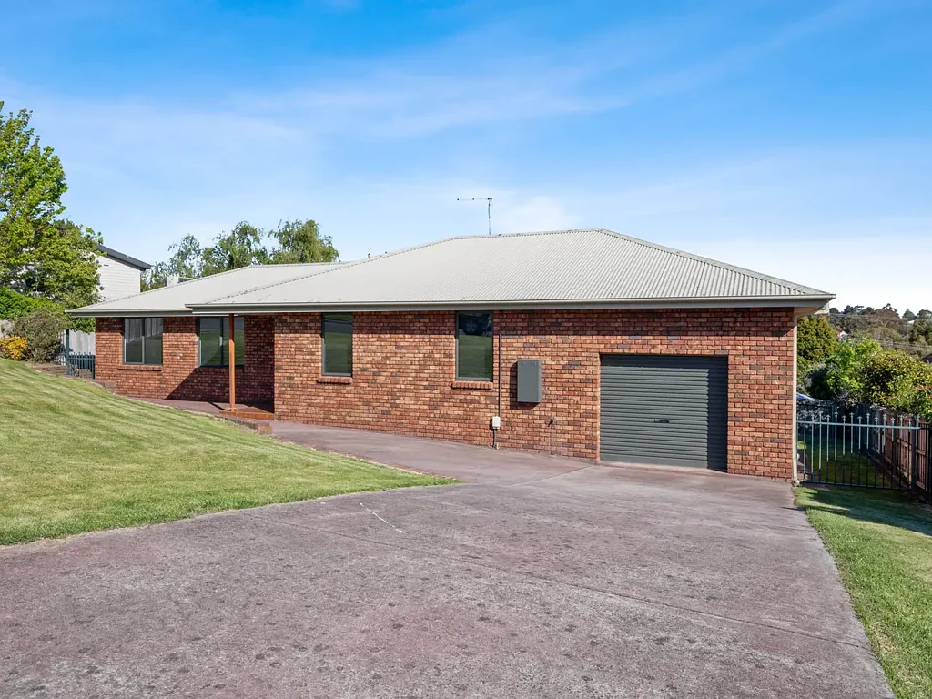Immaculate Fully Renovated Home in Highly Sought-After Kings Meadows