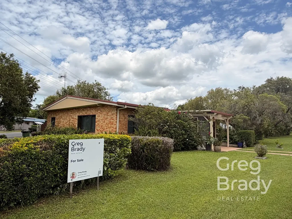 8 Lilliendal Avenue, Sarina, QLD 4737