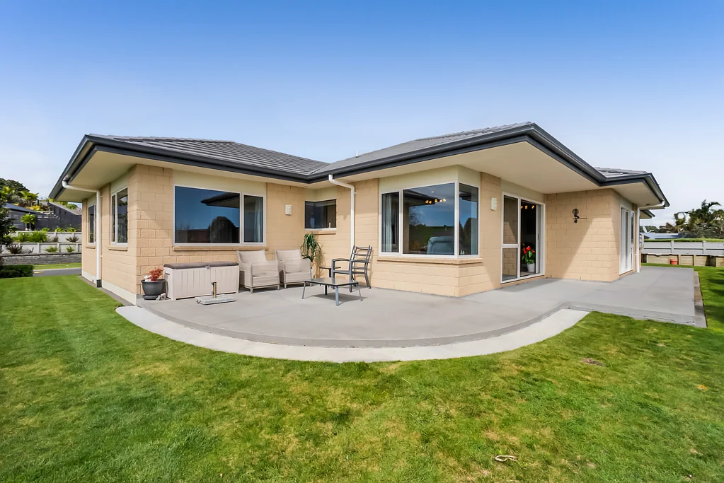 Waiwhakaiho 3બેડરૂમ Top-Quality Home, Outstanding Bargain