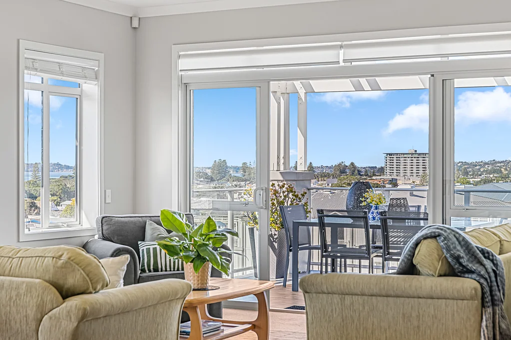 Orewa 3ห้องนอน Top floor tranquility