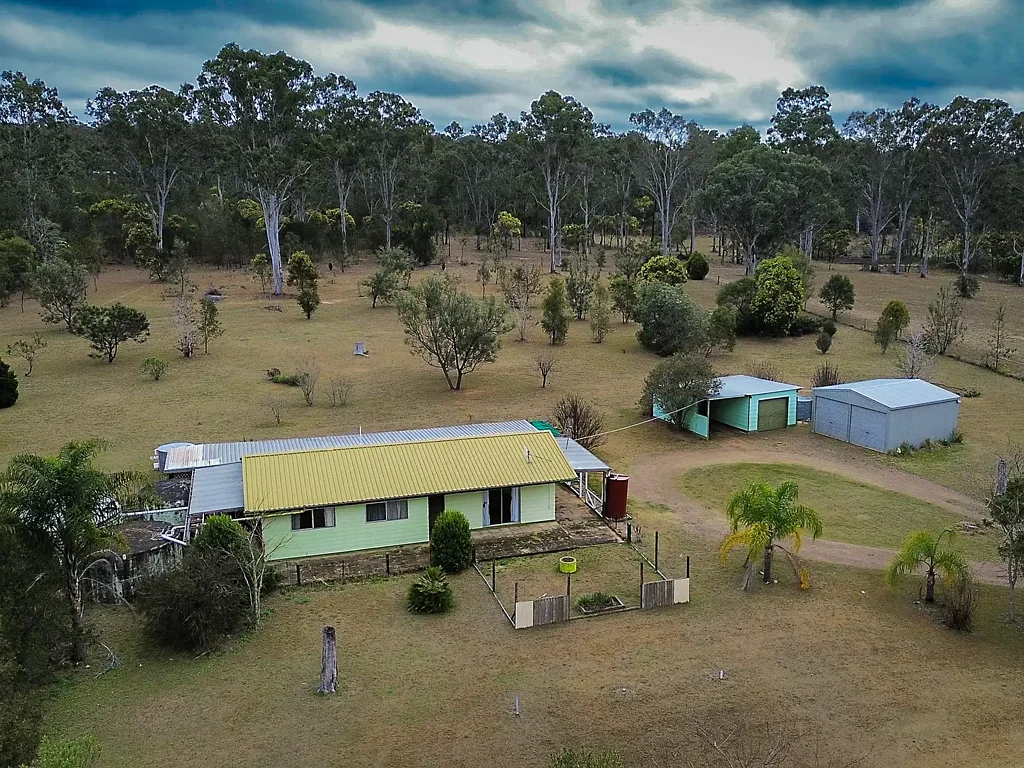 173 Carbeen Crescent, Nanango, QLD 4615