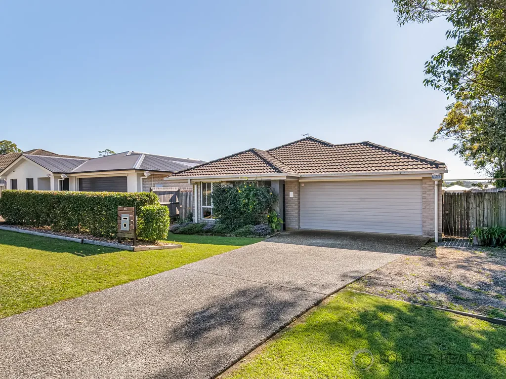Eagleby 4房 现代4卧室2浴室带双车库房产，毗邻丛林 Modern 4 Bed, 2 Bath Property With Double Garage, Adjacent To Bushland