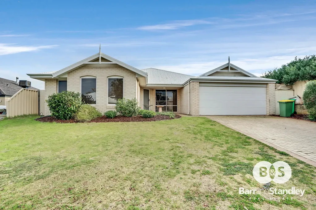 30 Sapphire Road, Dalyellup, WA 6230