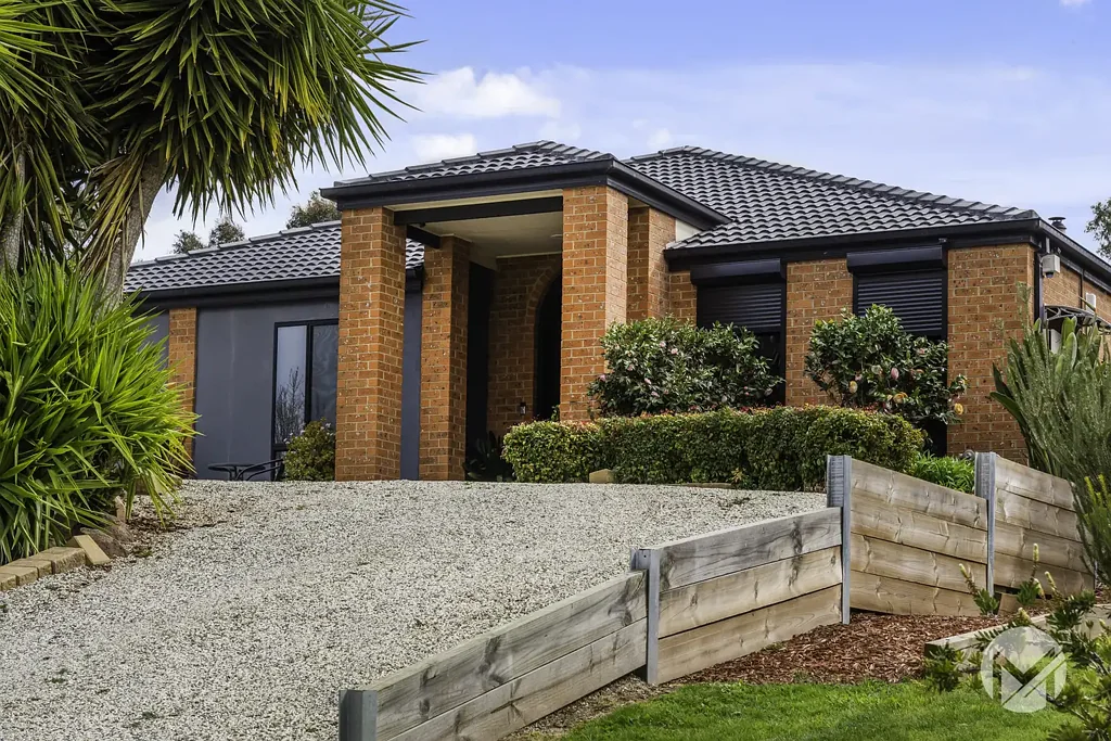 Romsey 6 Bedroom A Family Lifestyle Unlike Any Other