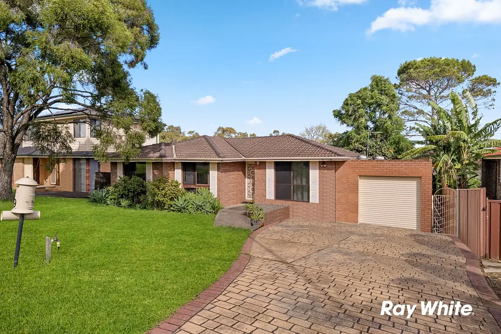 Quakers Hill 3房  JUST LISTED