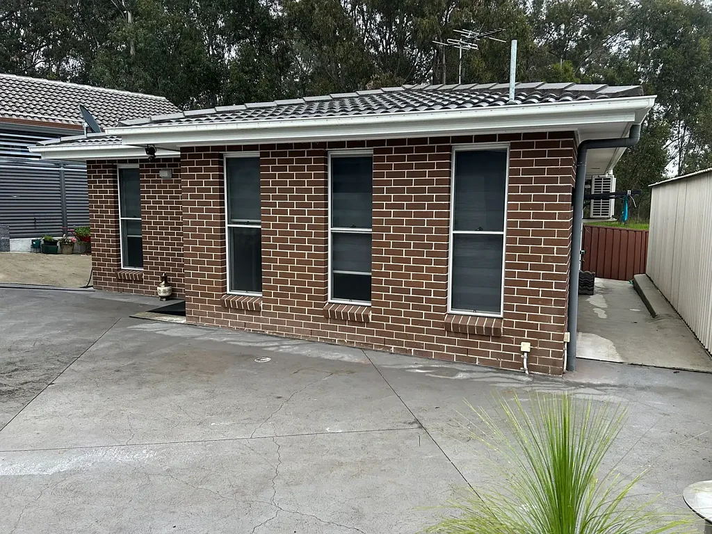 TWO BEDROOMS GRANNY FLAT