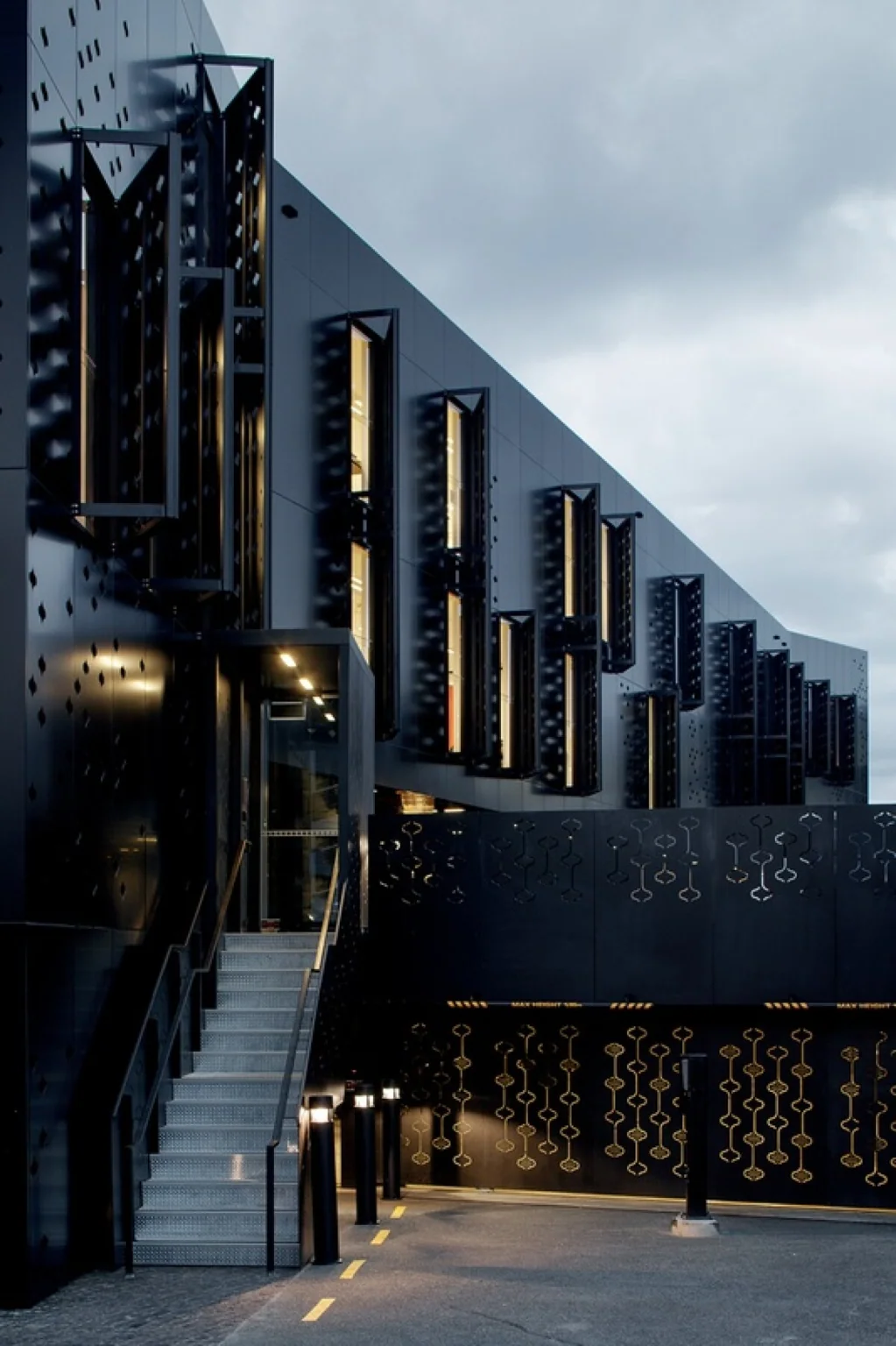 Ponsonby Prime Time Fitted Pollen Street Office
