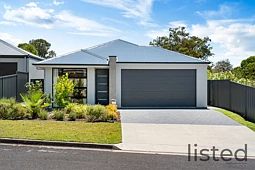 6 Woodhall Drive, Happy Valley