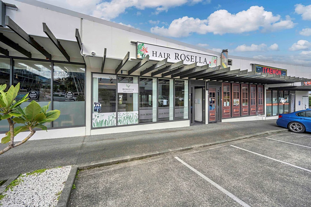 Albany TIGHTLY HELD UNIT - OCCUPY OR INVEST