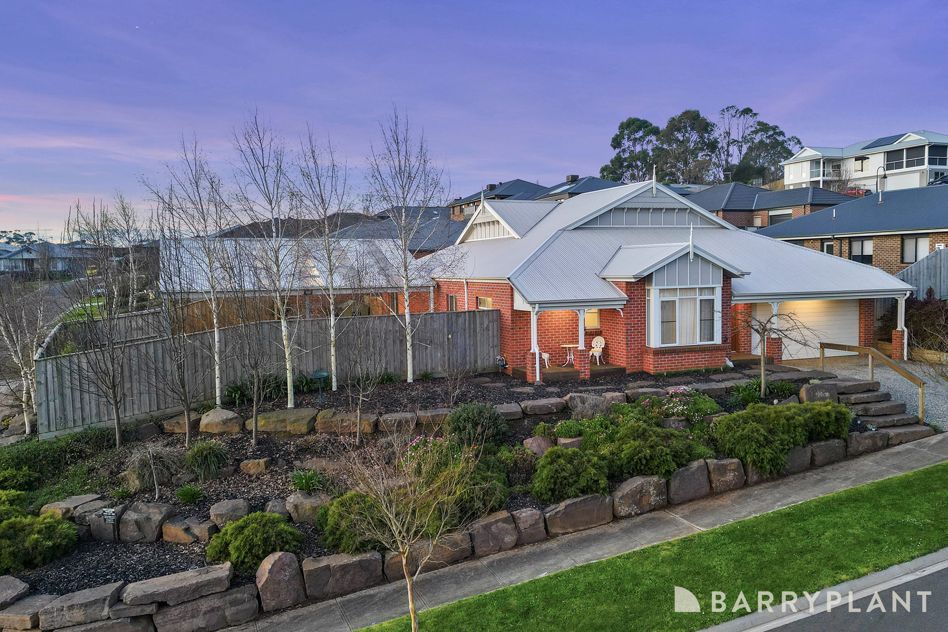 9 MOUNTAIN ASH ST, WARRAGUL VIC 3820, 0 habitaciones, 0 baños, House