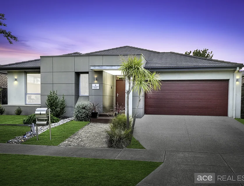 8 Hilderbrand Avenue, Williams Landing, South West Melbourne, 4 Kuwarto, 2 Banyo, House