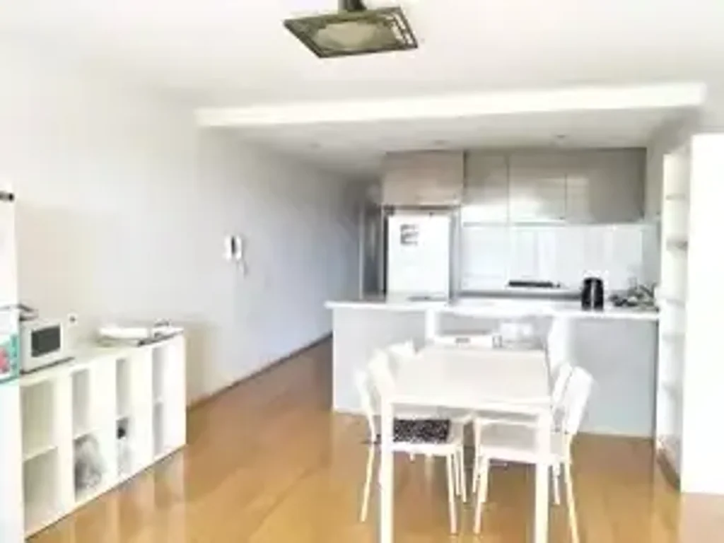 Option to be furnished - 5 bedroom apartment for lease