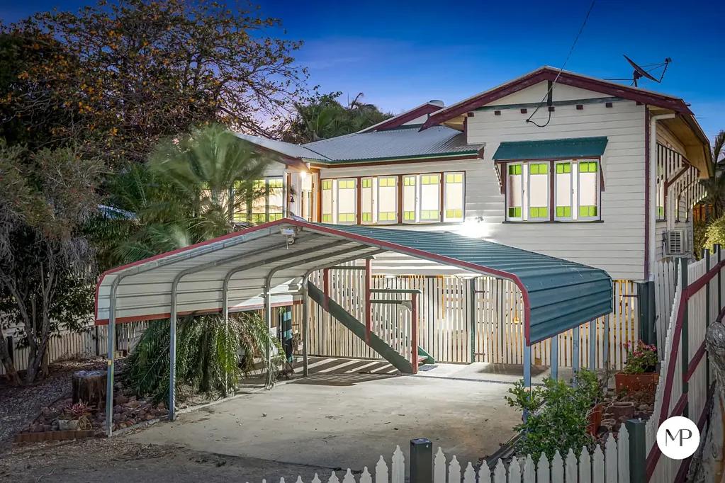 2 Quarry Street, The Range, QLD 4700