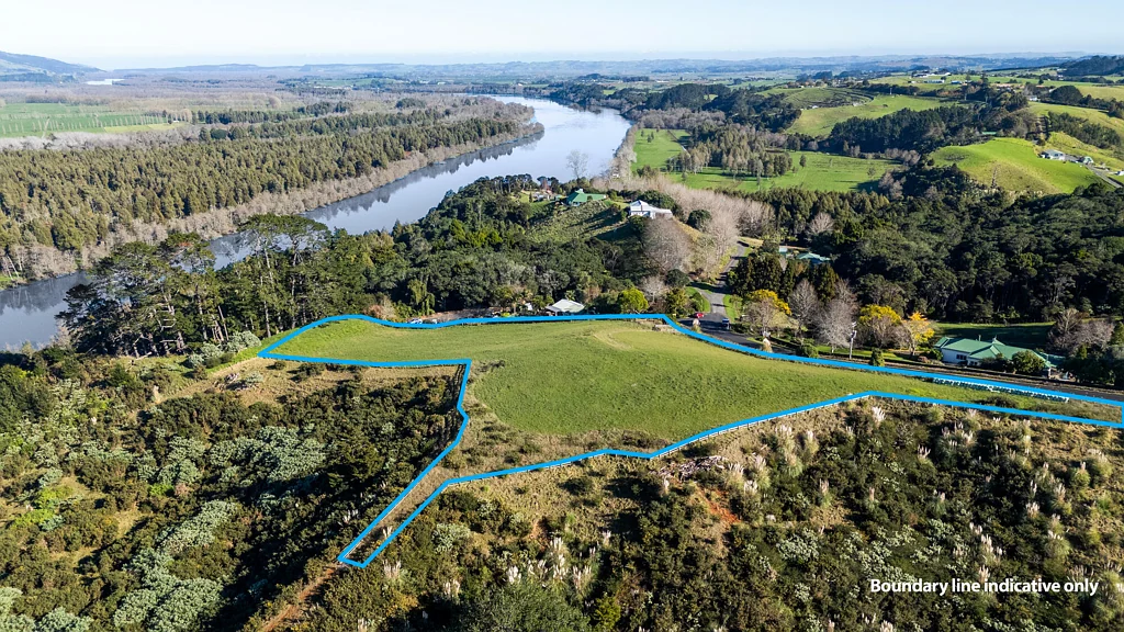 Tuakau  River's Reach Architect's Dream