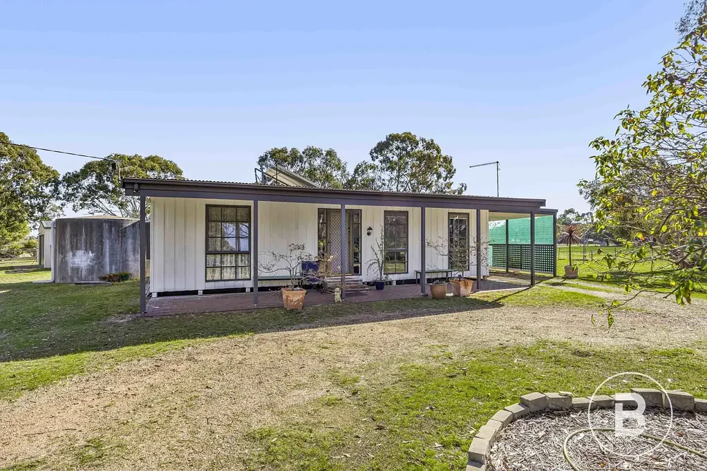 Clunes 2Zimmer COSY AND COMFORTABLE HOME ON ACRES IN POPULAR CLUNES ESTATE