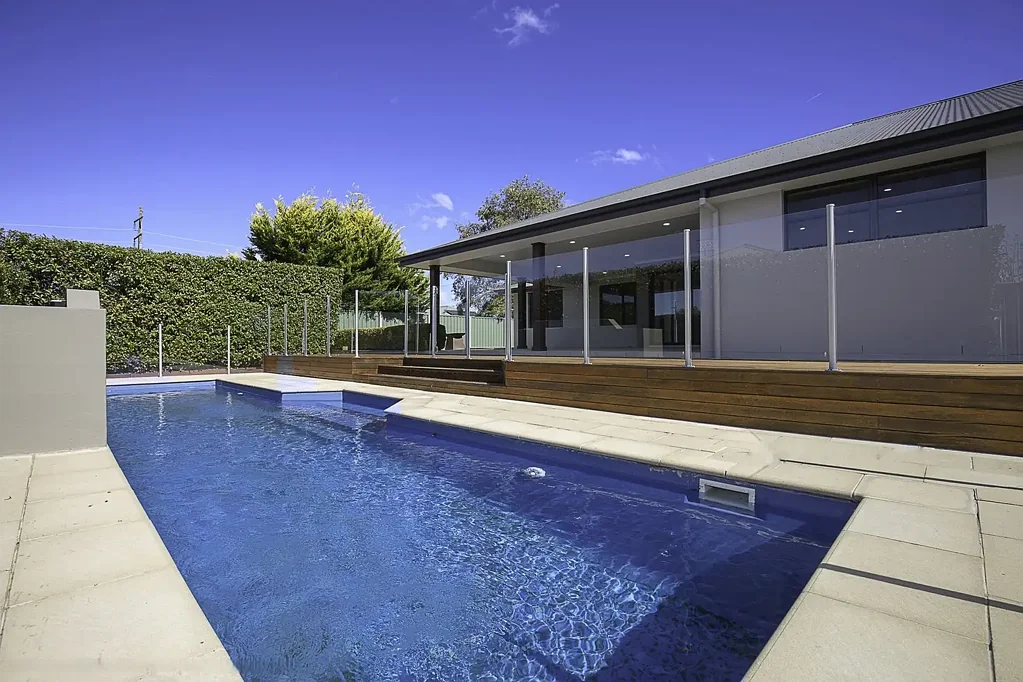 Armidale 4ਬੈੱਡਰੂਮ Modern family sanctuary