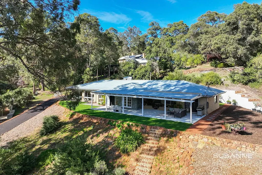 9 Josephine Crescent, Kalamunda, WA 6076
