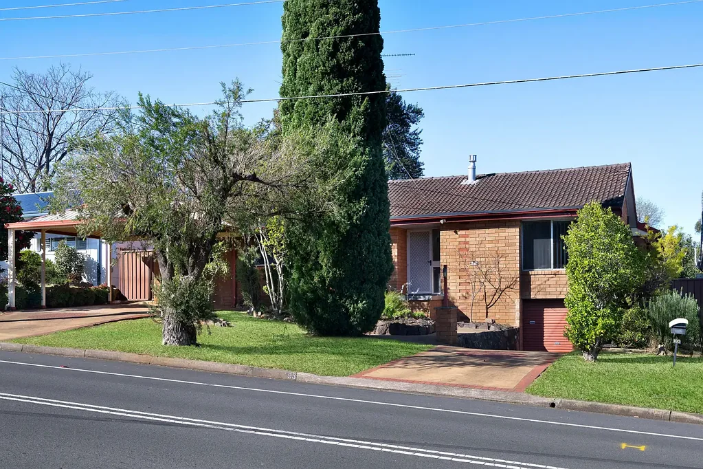 South Penrith 5 Bedroom Perfect Family Entertainer